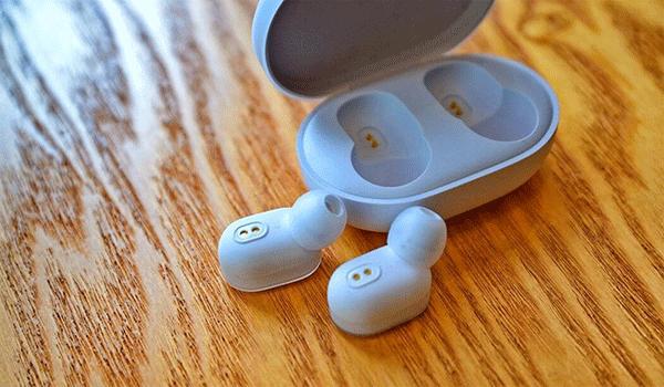 Xiaomi ra mắt tai nghe bluetooth AirDots giá 700.000 đồng