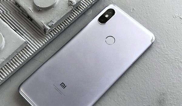 Xiaomi Redmi 6 lộ thiết kế trong poster mới kèm ngày ra mắt