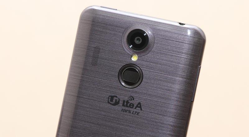 Sky Pantech Vega Secret Up A900