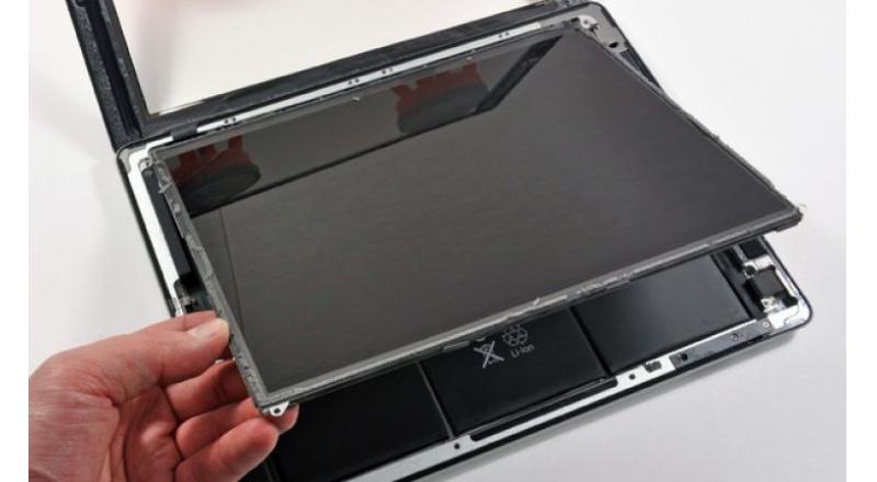 Thay mặt kính iPad Mini 4